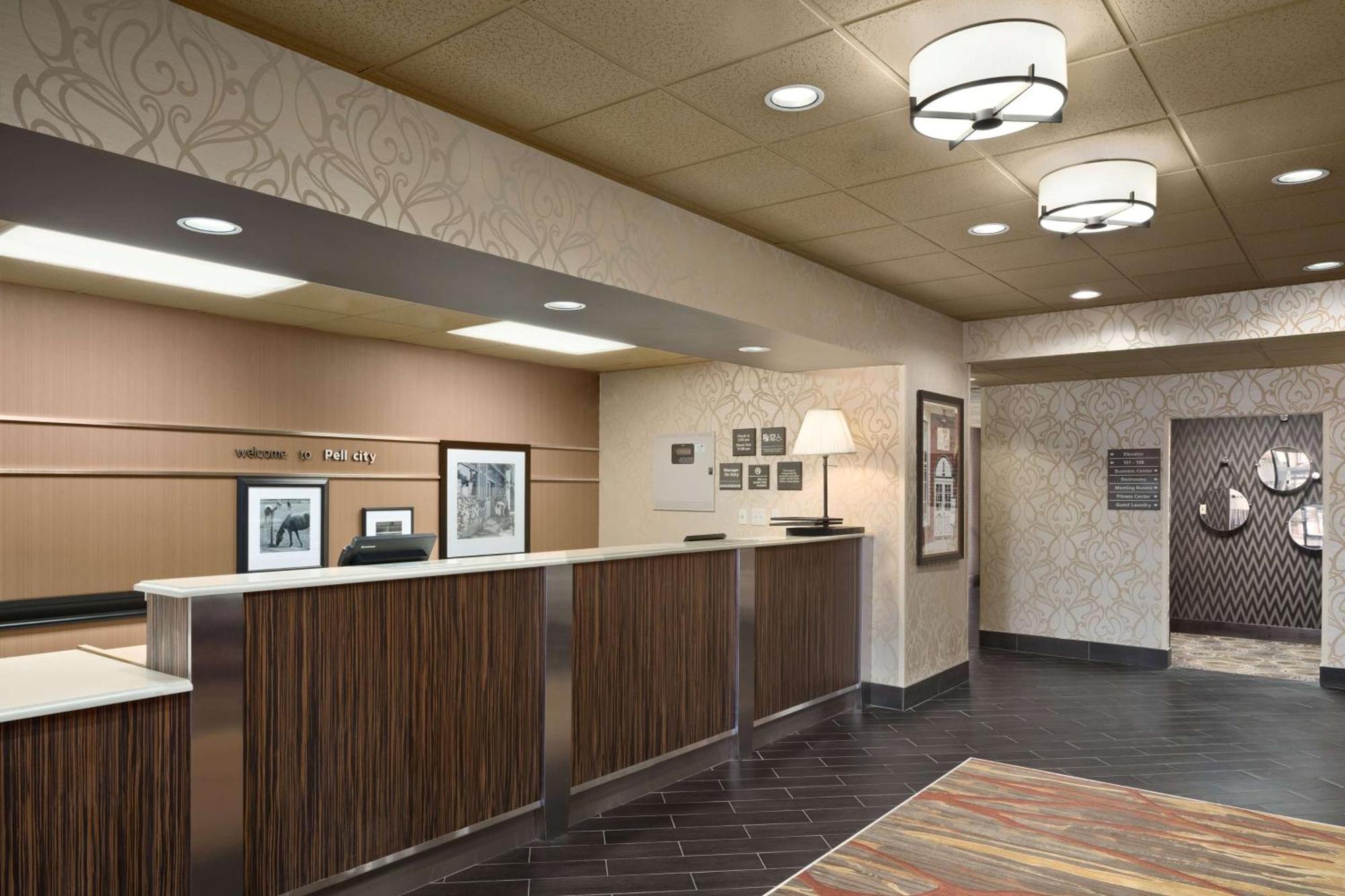 Hampton Hotel 3*
